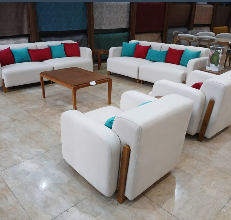 مبل راحتی ست 8 نفره مدل مکعبی با رو کش پارچه و دارای ۶ عدد کوسن